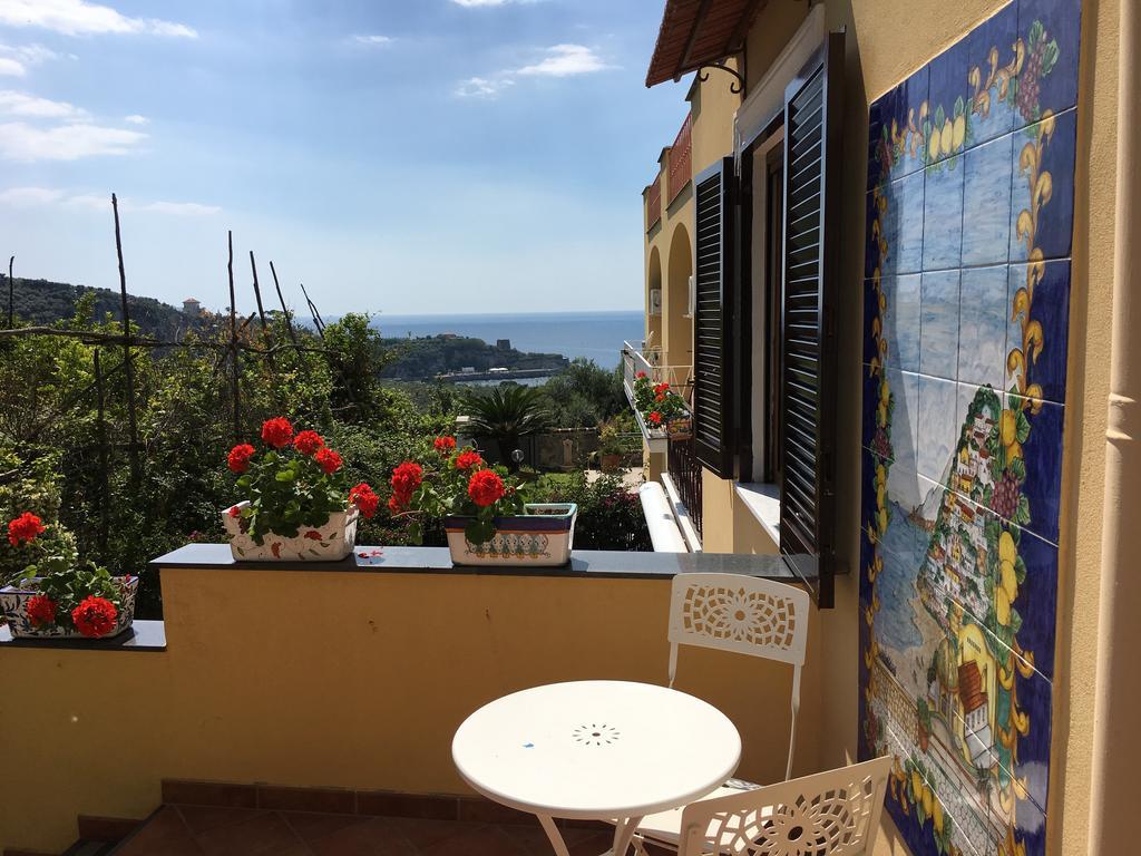 Faraglioni Di Sorrento Guesthouse Екстериор снимка